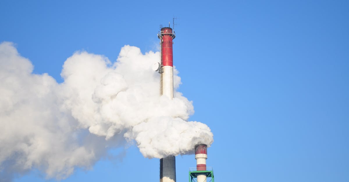 découvrez les zones à faibles émissions : des espaces urbains où la pollution est réduite pour améliorer la qualité de l'air et promouvoir une mobilité durable. informez-vous sur les enjeux, les avantages et les réglementations des zones à faibles émissions.