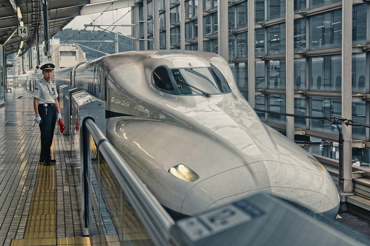 les avantages écologiques du voyage en train pour diminuer votre empreinte carbone