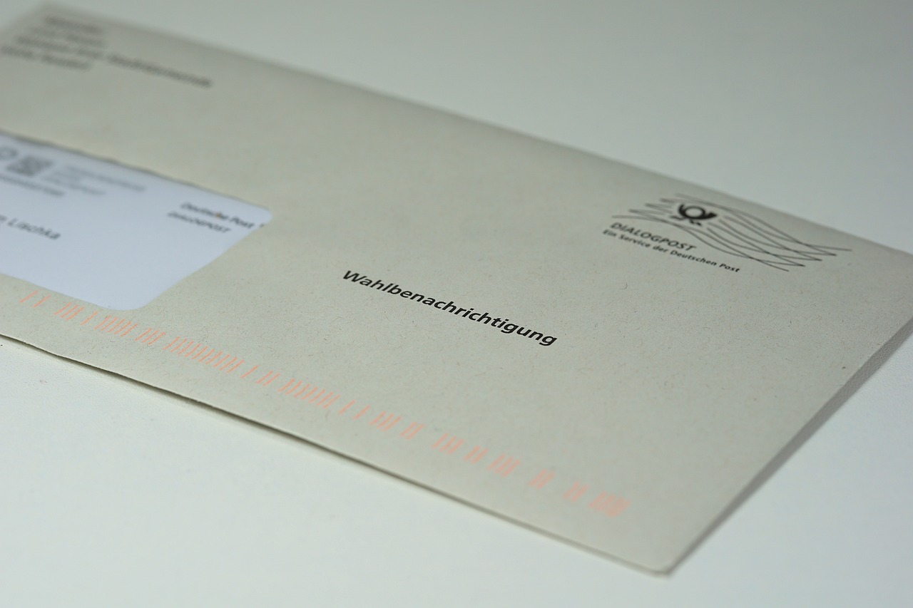 Élections fédérales 2025 : une analyse des promesses et des plateformes des différents partis
