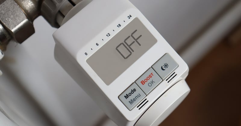 Sobriété énergétique maison : 12 solutions concrètes qui font baisser la facture