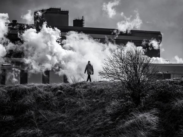 découvrez comment réduire les émissions des bâtiments pour un environnement plus sain. explorez des solutions durables, des technologies innovantes et des stratégies pour minimiser l'impact environnemental des constructions.