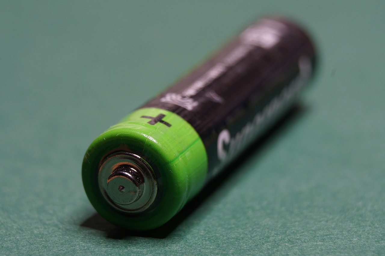 découvrez comment le recyclage des batteries lithium-ion permet de préserver l’environnement en récupérant les matières premières et en réduisant les déchets électroniques. apprenez les étapes, avantages et enjeux du recyclage des batteries modernes.