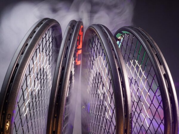 découvrez le mécanisme d'ajustement carbone aux frontières, une mesure visant à lutter contre les émissions de co2 en taxant les importations selon leur empreinte carbone.