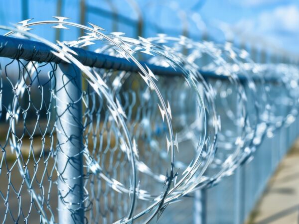 découvrez le concept des limites planétaires, un cadre scientifique définissant les seuils à ne pas dépasser pour préserver la stabilité et la santé de la terre face aux activités humaines.